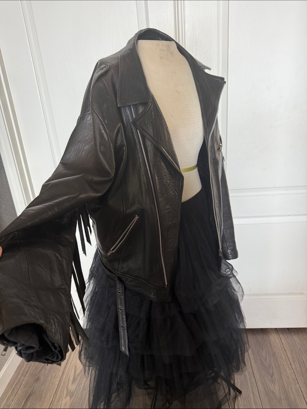 Vintage 80s Leather Fringe Jacket
Medium 22x27 Asymmetrical
Zipper Black - Picture 6 of 16